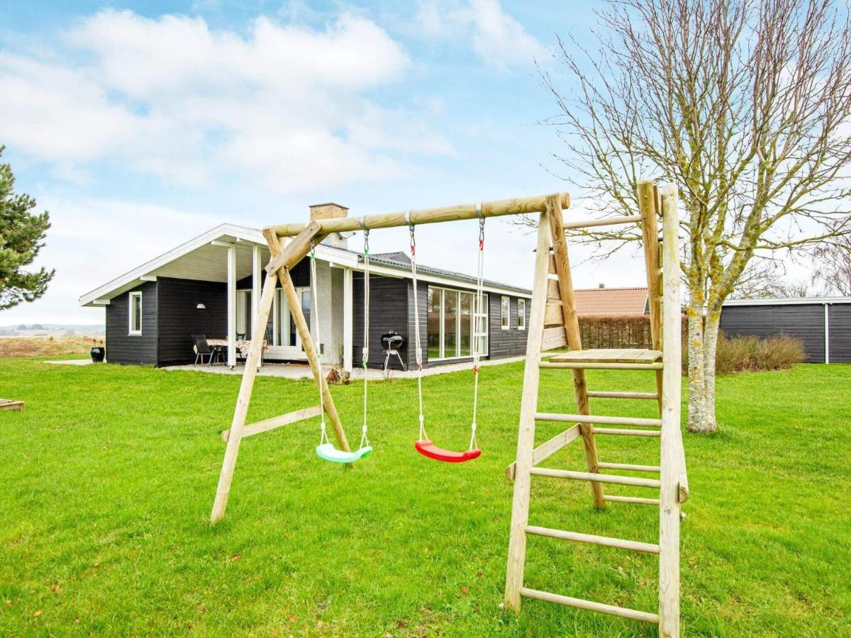 8 Person Holiday Home In Ebeltoft Eksteriør bilde