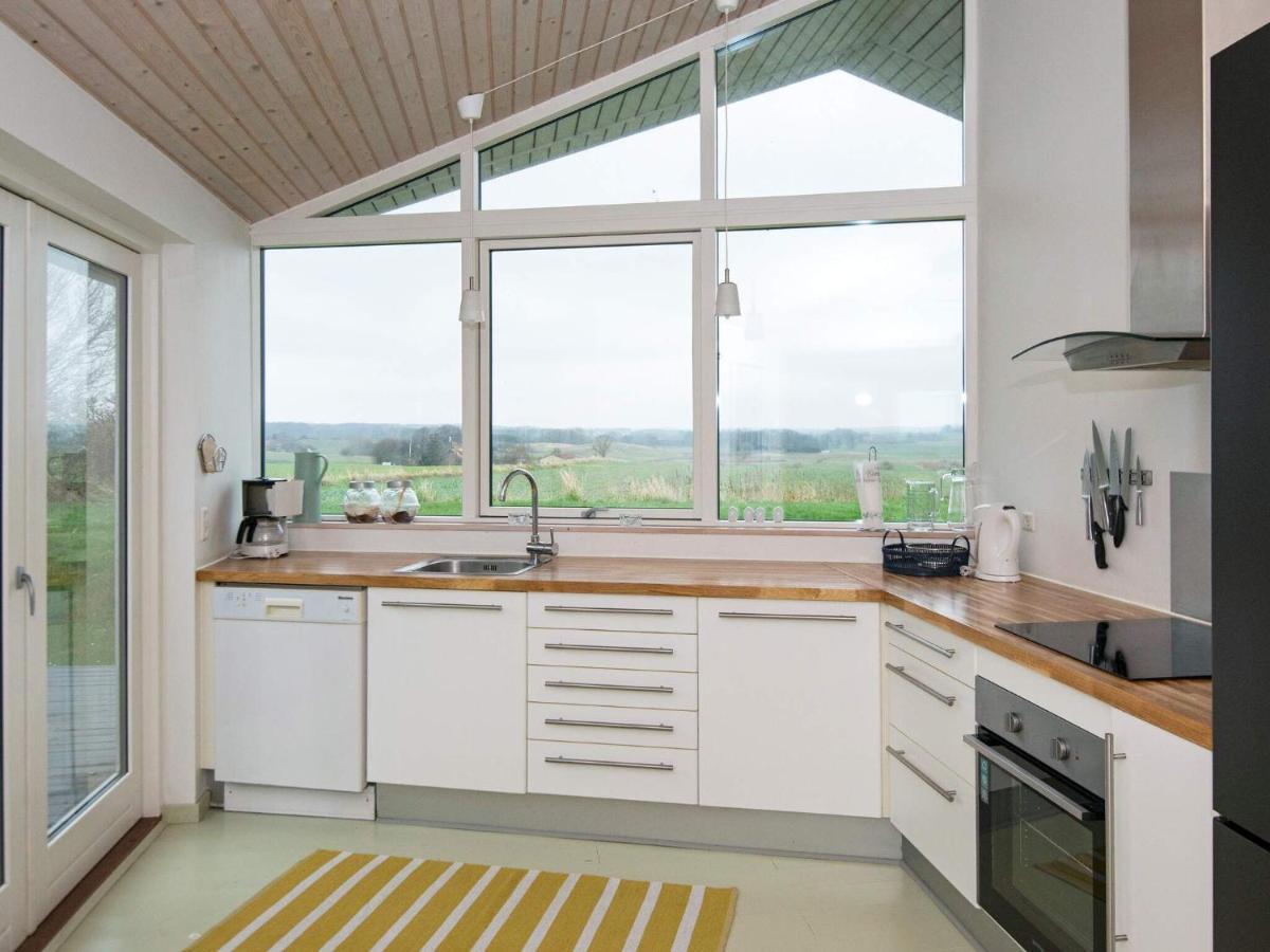 8 Person Holiday Home In Ebeltoft Eksteriør bilde